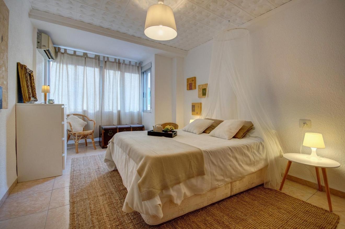 Beds & Breaks Desplat Apartment บาเลนเซีย ภายนอก รูปภาพ